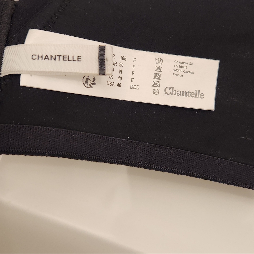 Chantelle Bra Size 40DDD - Picture 5 of 5